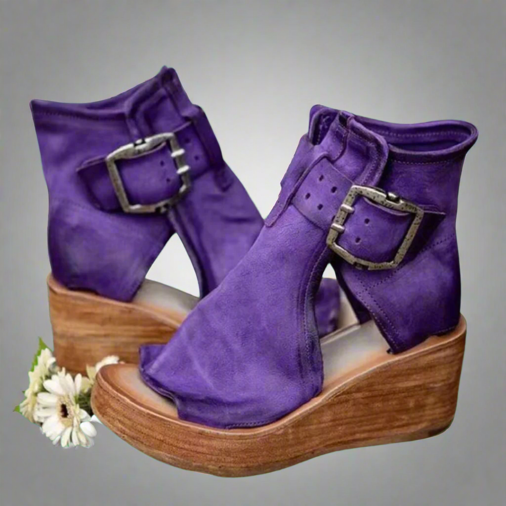 Violet / 35