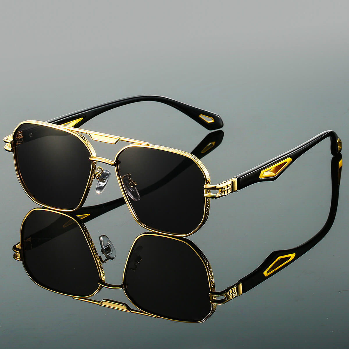 Or Noir