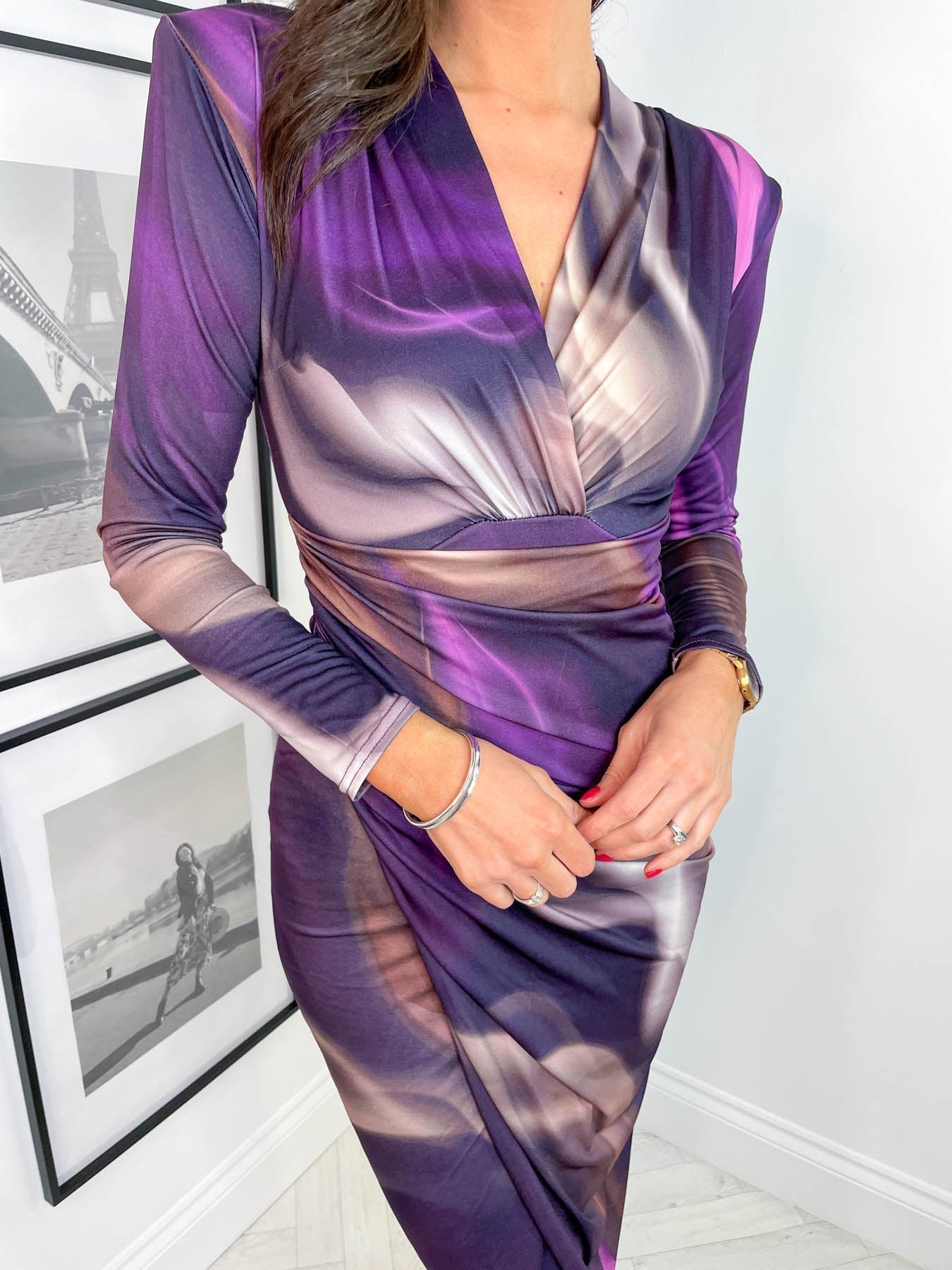 Märta ™ - Robe Midi Femme Élégante avec Décolleté en V et Confort Optimal