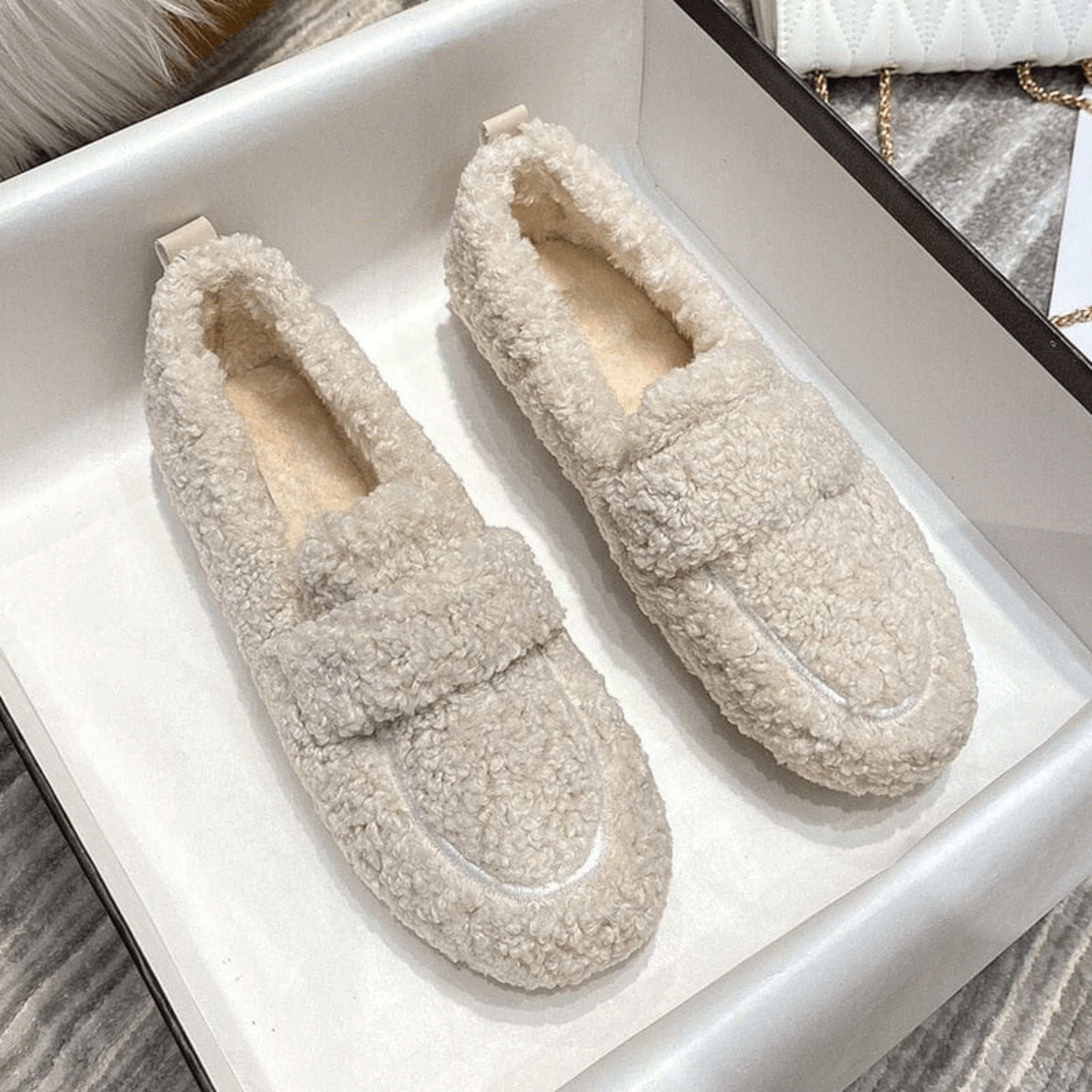 Beige / 35