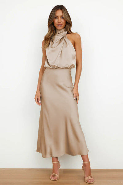 Robe Élégante Femme Longue en Satin Léger, Col Drapé et Dos Découvert - Selina™