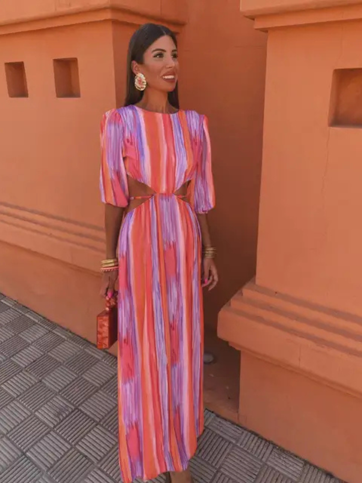 Robe Élégante Femme Sans Dos, Design Audacieux, Satin Premium - Allegra™