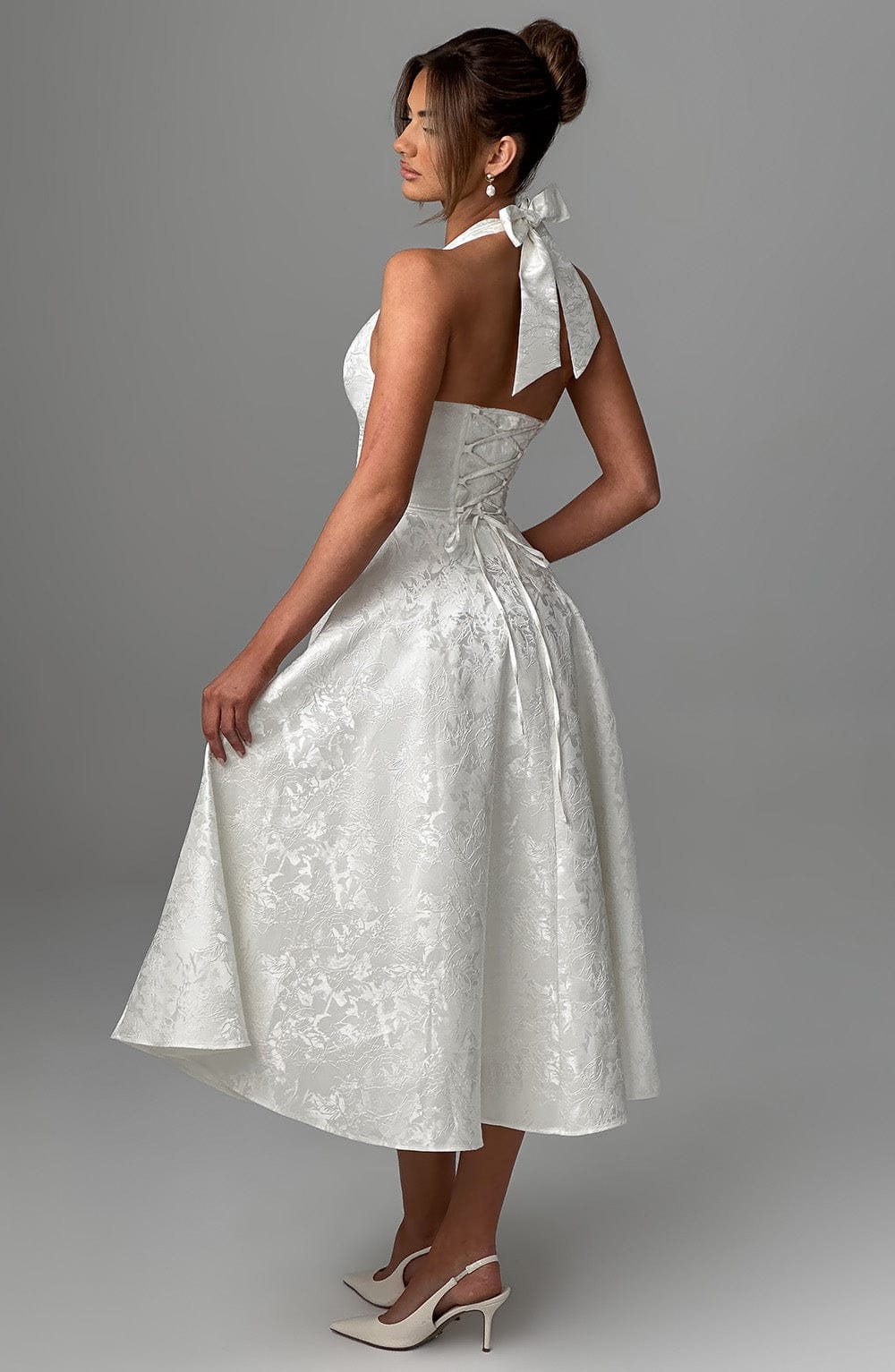 Clara™ — Robe Midi Chic Avec Décolleté Profond